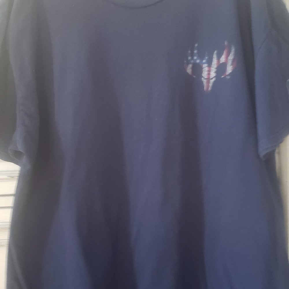 Men's buck wear t shirt